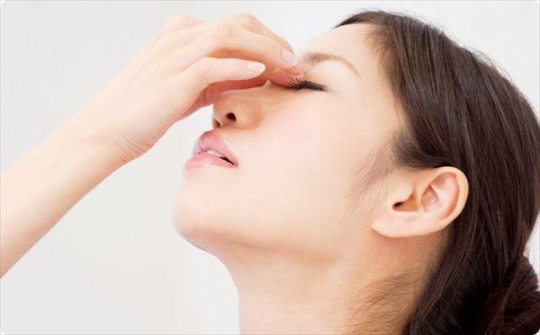 目のストレッチ